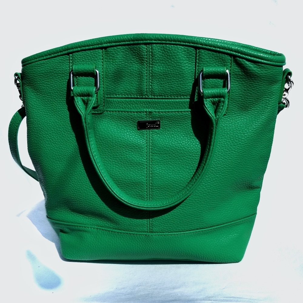 Jewell Thirty-one Paris Purse, Green